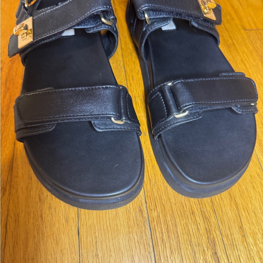 Steve Madden Black Leather Sandals - Picture 4 of 5